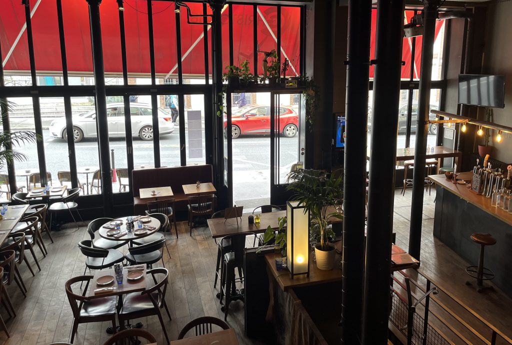 Ambiance vue de la mezzanine - Restaurant LOFT 148